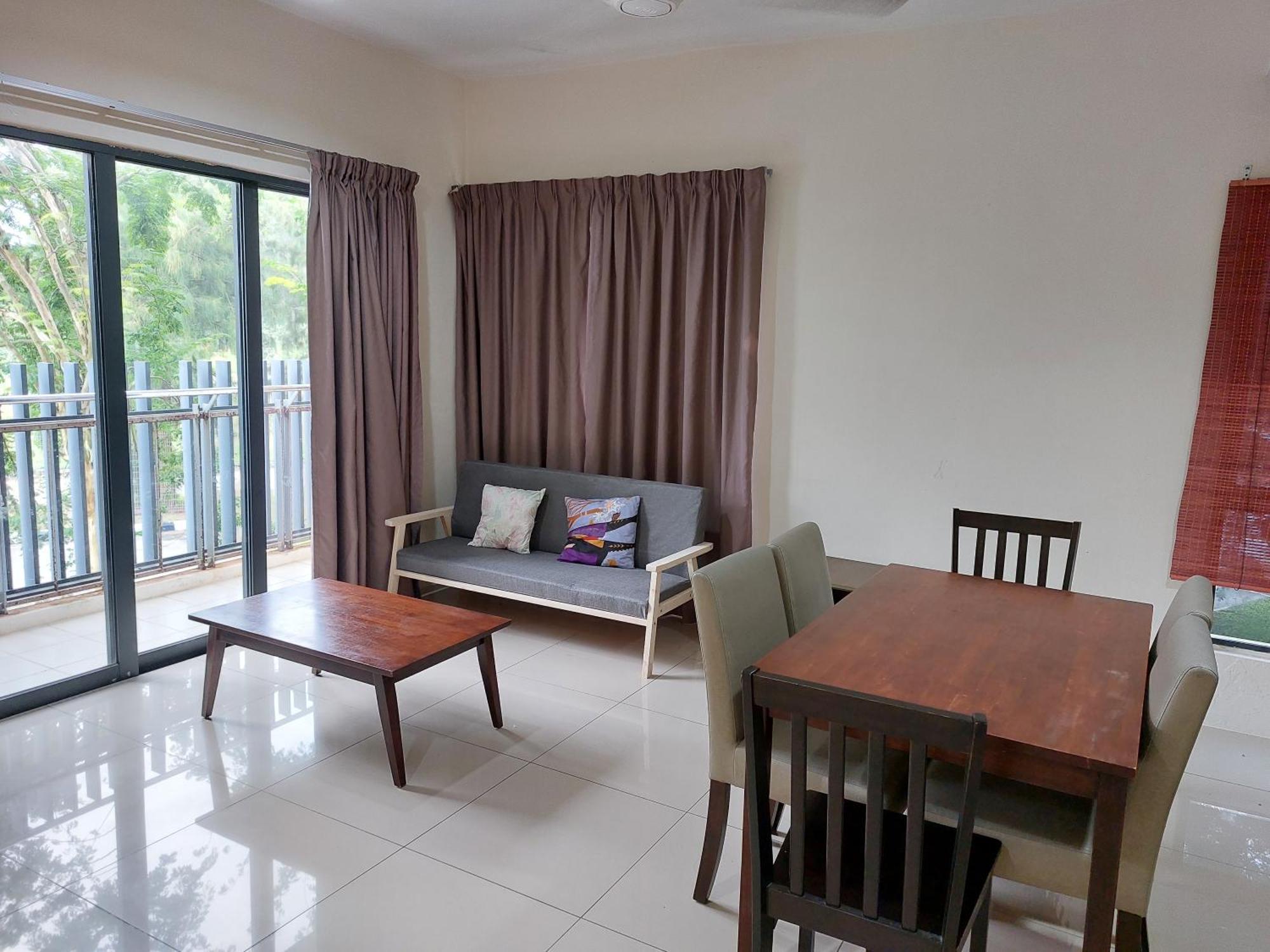 Cozy Swiss Garden Beach Resort Residence Kampung Sungai Karang Kültér fotó