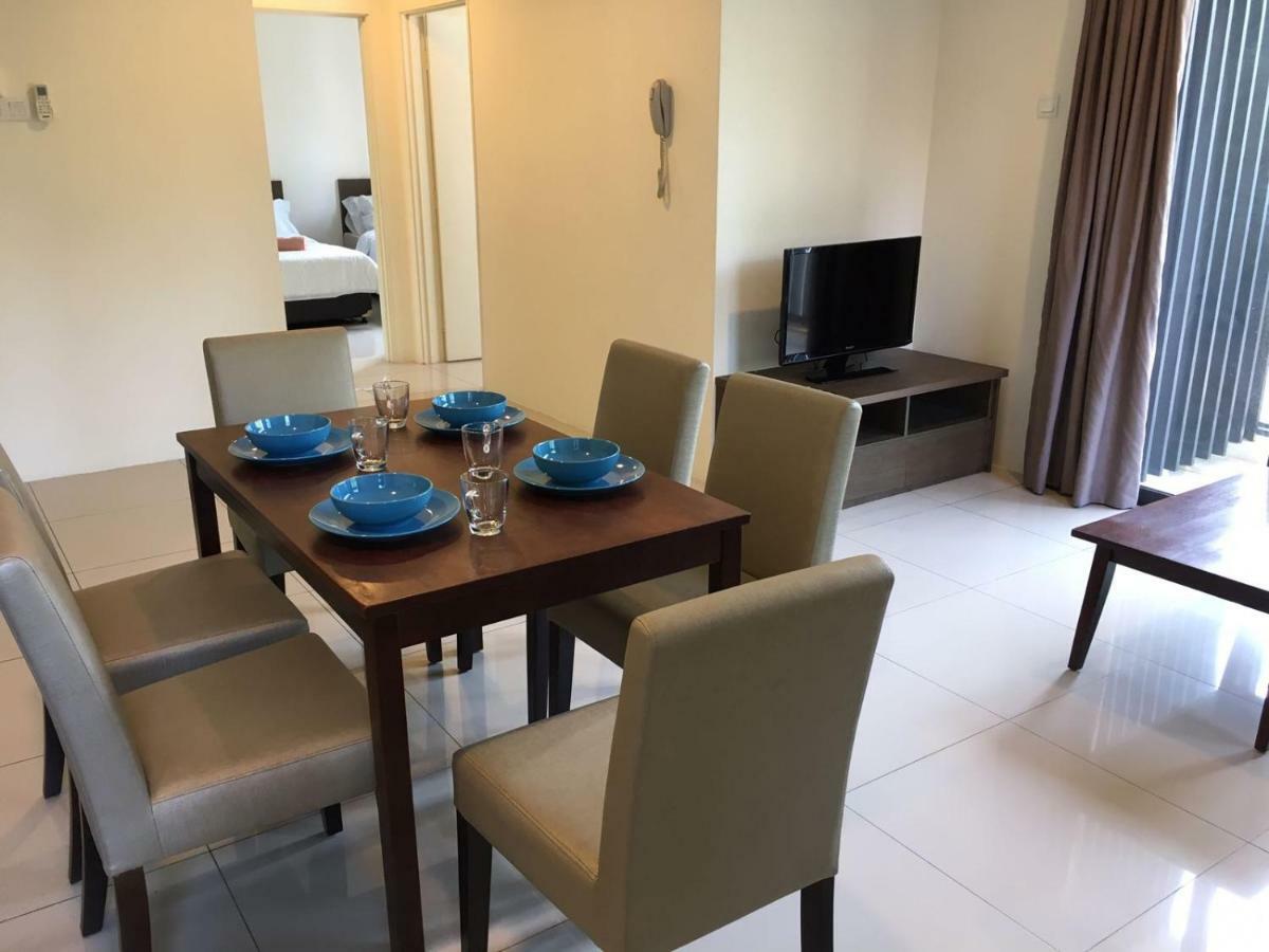 Cozy Swiss Garden Beach Resort Residence Kampung Sungai Karang Kültér fotó